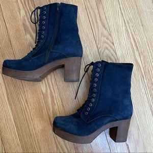 Gorgeous blue suede eric michael boots. In EUC. Size 40